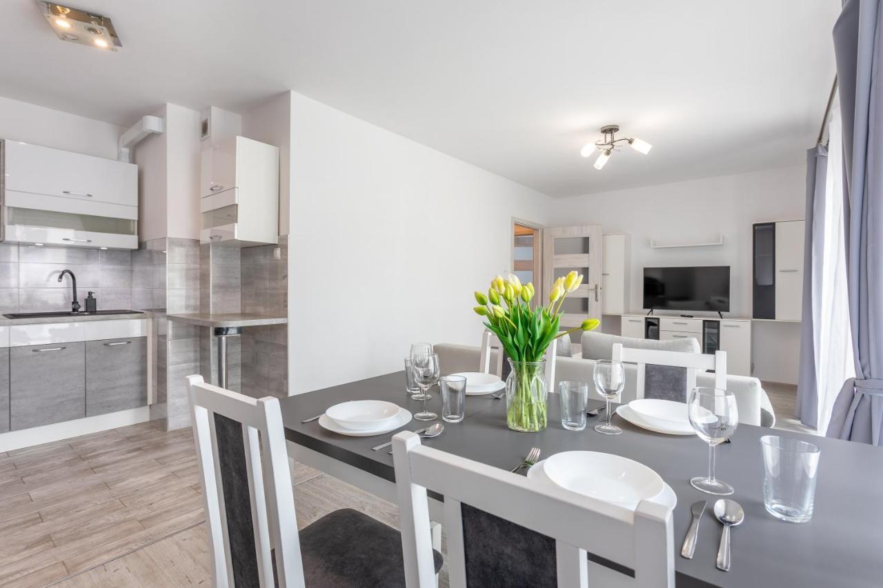 Ambria Apartments Flotylla Swinoujscie Kültér fotó
